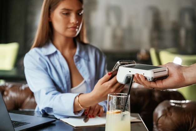 Czy obsługa kasy fiskalnej jest trudna?