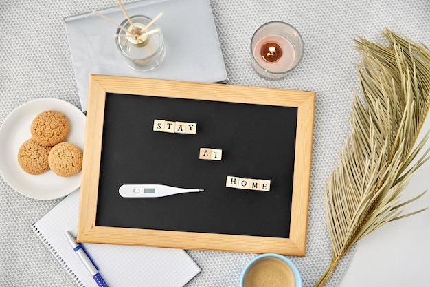 Today present simple czy continuous w codziennej komunikacji?