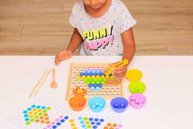 Montessori przedszkole co to za miejsce dla dziecka?
